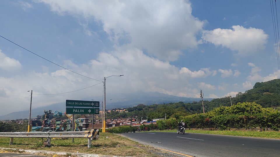 El Volcán de Agua visto desde Palín